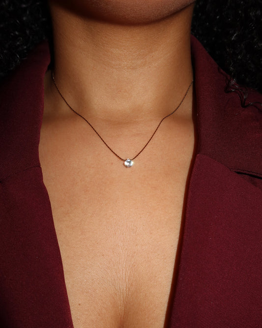 the solitaire necklace